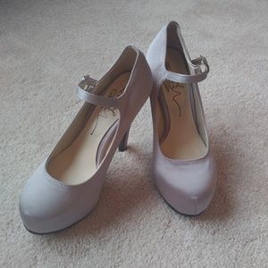 New Pumps heel satin silver maryjane size 5